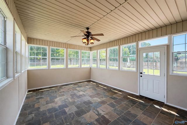 2012 Englewood Place, Decatur, AL 35603