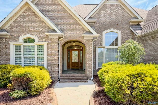 2012 Englewood Place, Decatur, AL 35603