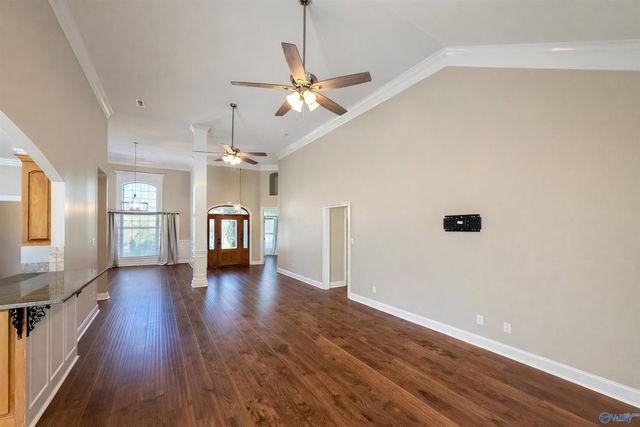 2012 Englewood Place, Decatur, AL 35603