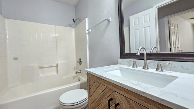 4305 Grassmere Road, Fort Worth, TX 76244