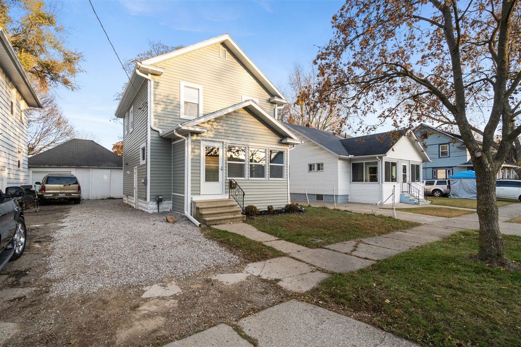 317 Orange Street, Jackson, MI 49202