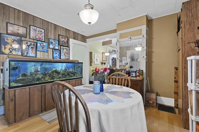 29 W MELVIN AVENUE, Oshkosh, WI 54901