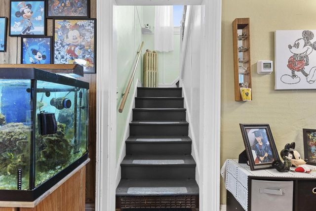 29 W MELVIN AVENUE, Oshkosh, WI 54901