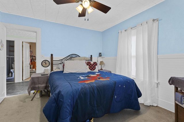 29 W MELVIN AVENUE, Oshkosh, WI 54901