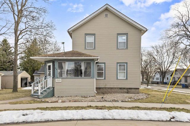 29 W MELVIN AVENUE, Oshkosh, WI 54901