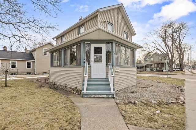 29 W MELVIN AVENUE, Oshkosh, WI 54901