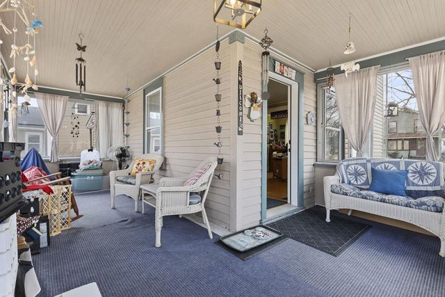 29 W MELVIN AVENUE, Oshkosh, WI 54901