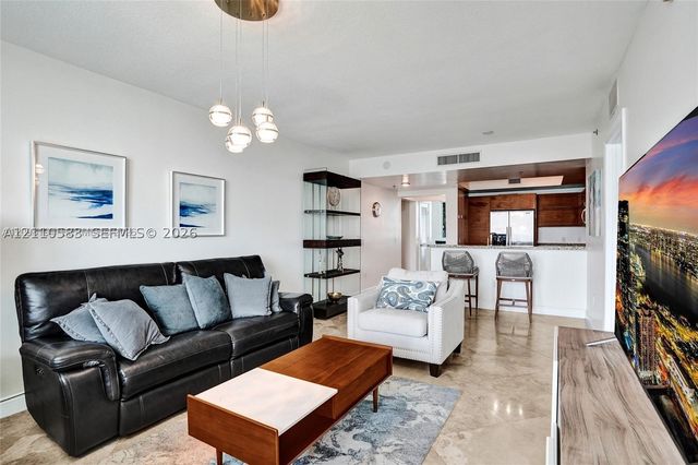 2681 N Flamingo Rd 605S, Sunrise, FL 33323