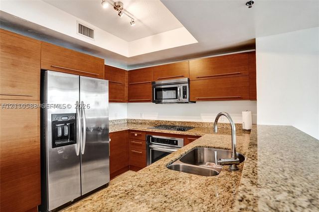 2681 N Flamingo Rd 605S, Sunrise, FL 33323