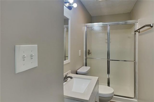 2582 Morgan Lake Drive NE, Marietta, GA 30066