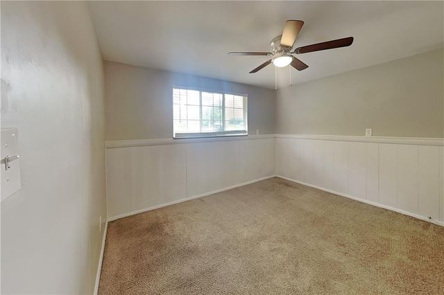 2582 Morgan Lake Drive NE, Marietta, GA 30066