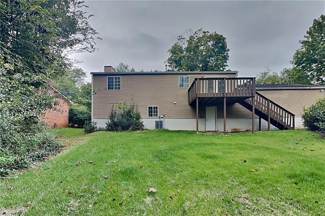 2582 Morgan Lake Drive NE, Marietta, GA 30066