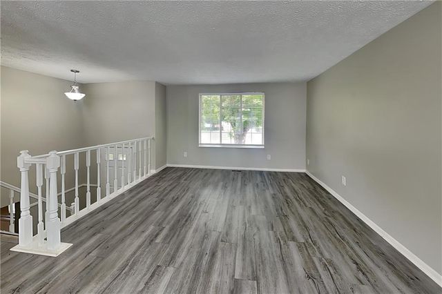 2582 Morgan Lake Drive NE, Marietta, GA 30066