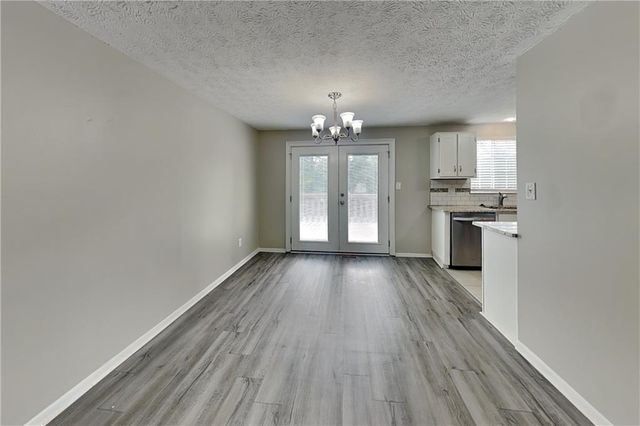 2582 Morgan Lake Drive NE, Marietta, GA 30066
