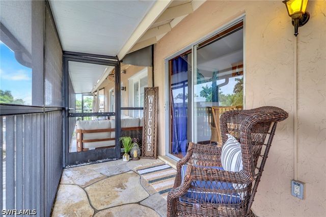 1533 Chesapeake AVE A5, Naples, FL 34102