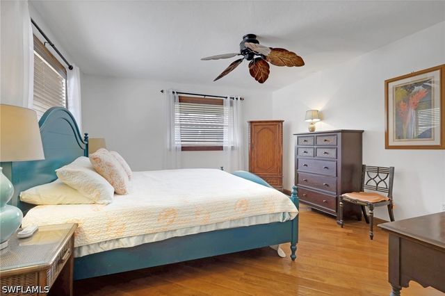 1533 Chesapeake AVE A5, Naples, FL 34102
