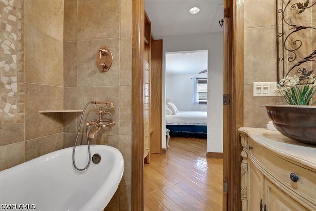 1533 Chesapeake AVE A5, Naples, FL 34102