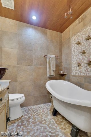 1533 Chesapeake AVE A5, Naples, FL 34102