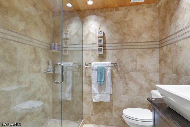 1533 Chesapeake AVE A5, Naples, FL 34102