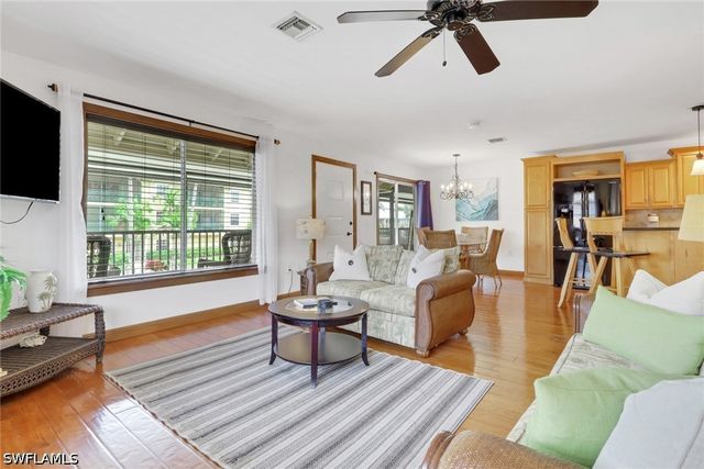 1533 Chesapeake AVE A5, Naples, FL 34102