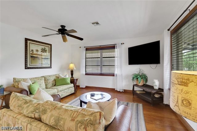 1533 Chesapeake AVE A5, Naples, FL 34102
