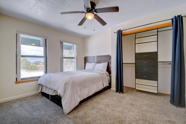 9312 Farragut Drive NE, Albuquerque, NM 87111