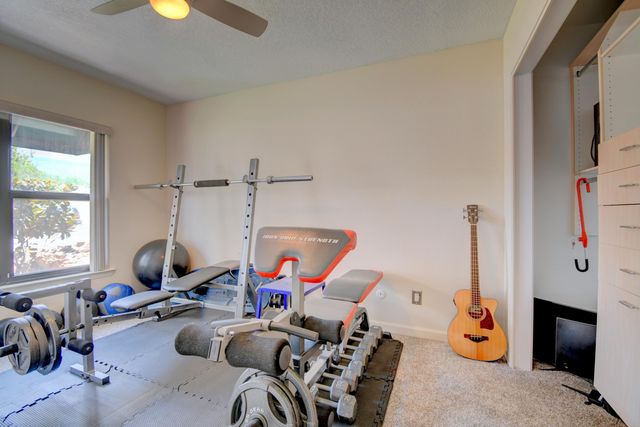 9312 Farragut Drive NE, Albuquerque, NM 87111