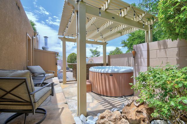 9312 Farragut Drive NE, Albuquerque, NM 87111