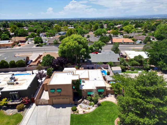 9312 Farragut Drive NE, Albuquerque, NM 87111