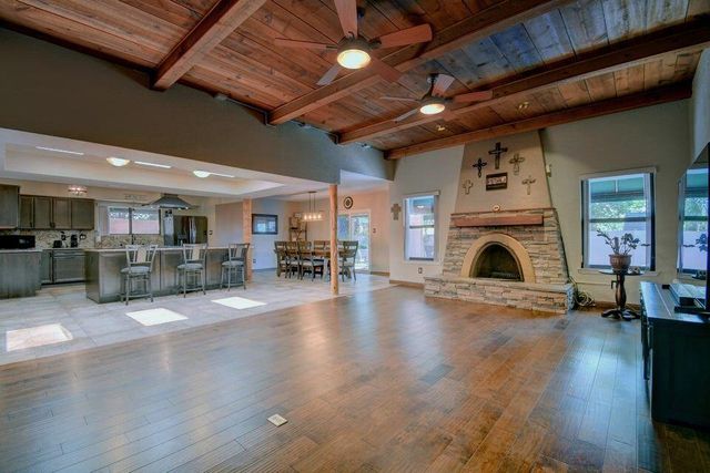 9312 Farragut Drive NE, Albuquerque, NM 87111