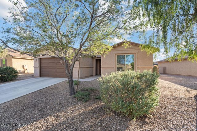 12451 N Sandby Green Drive, Marana, AZ 85653
