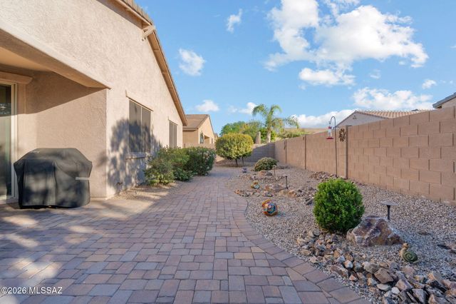 12451 N Sandby Green Drive, Marana, AZ 85653