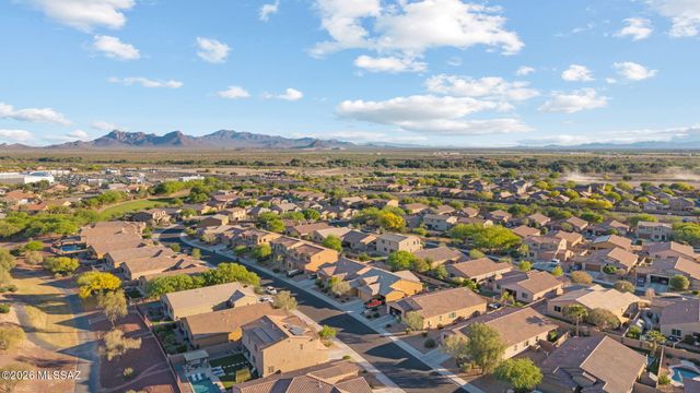 12451 N Sandby Green Drive, Marana, AZ 85653