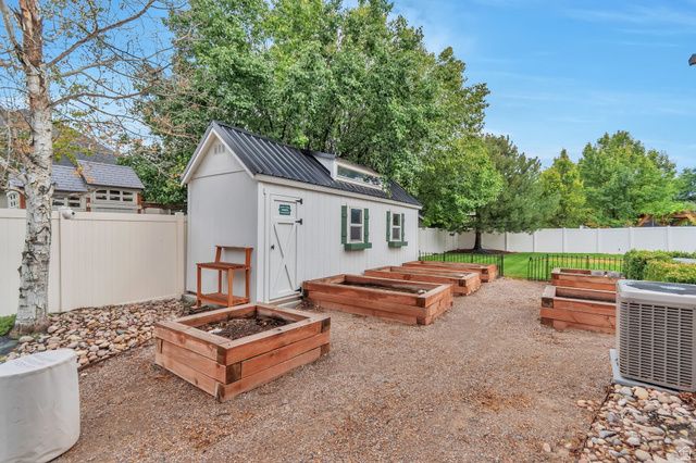 549 E WILLOW SPRINGS LN, Draper, UT 84020