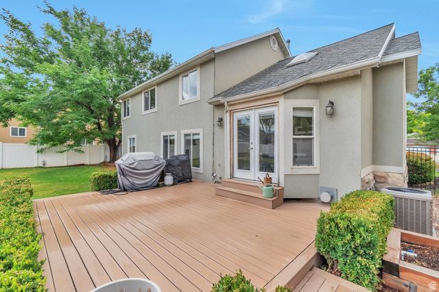 549 E WILLOW SPRINGS LN, Draper, UT 84020