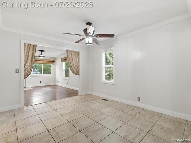 8241 Janis Street, Utica, MI 48317