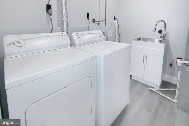 5377 LAURA BELLE LN, Fairfax, VA 22032