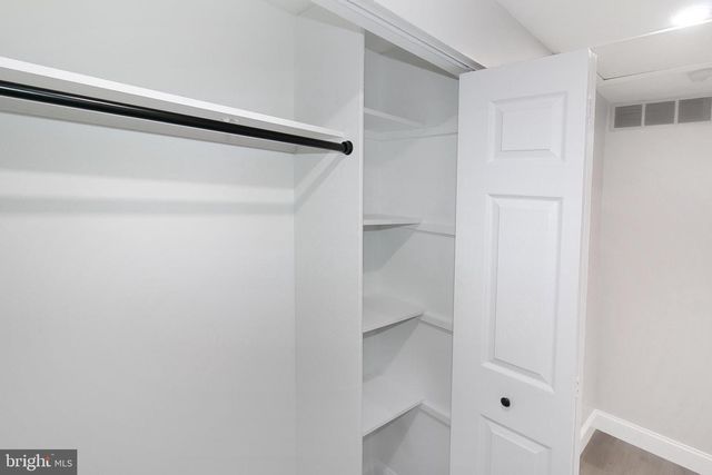 5377 LAURA BELLE LN, Fairfax, VA 22032
