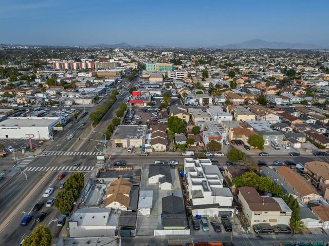 4282 86 Marlborough Ave., San Diego, CA 92105