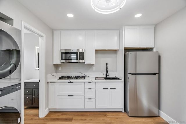 4282 86 Marlborough Ave., San Diego, CA 92105