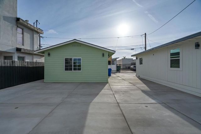 4282 86 Marlborough Ave., San Diego, CA 92105
