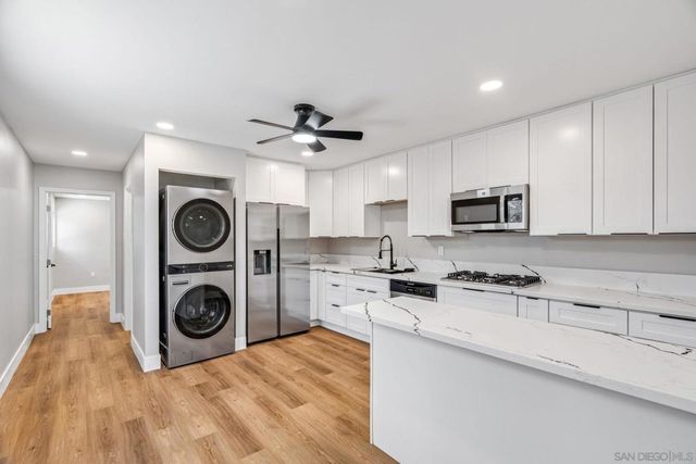 4282 86 Marlborough Ave., San Diego, CA 92105