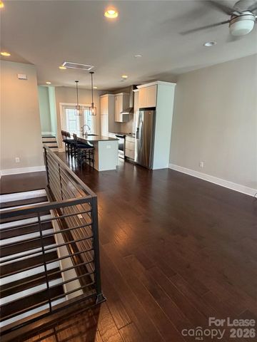 1739 Cannon View Lane, Charlotte, NC 28208