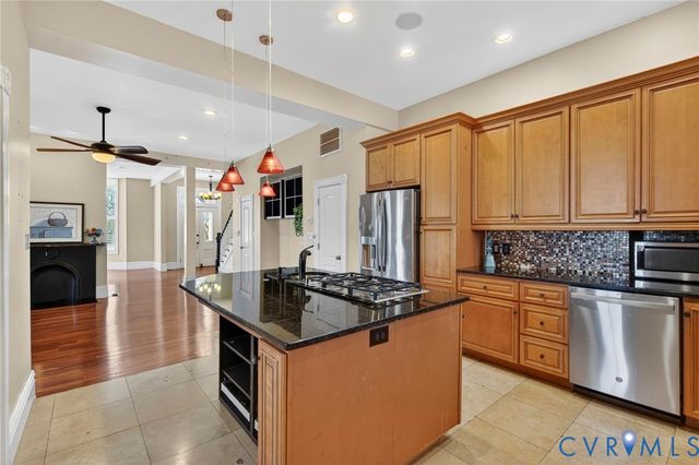 18 N 30th St, Richmond, VA 23223