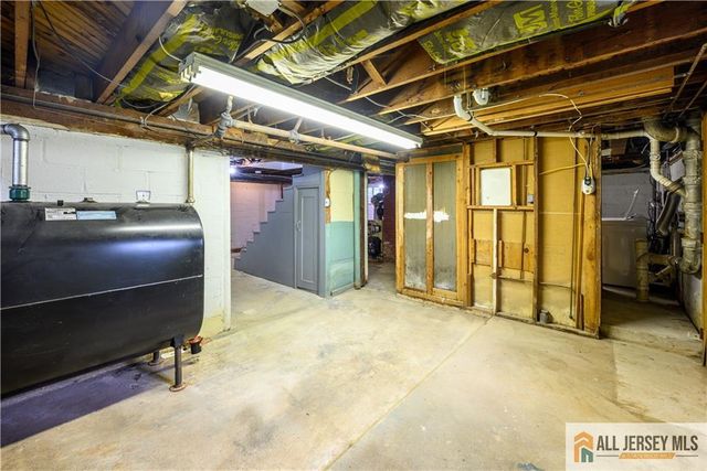 110 Amherst Avenue, Colonia, NJ 07067
