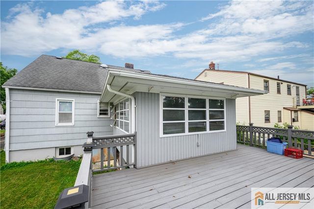 110 Amherst Avenue, Colonia, NJ 07067