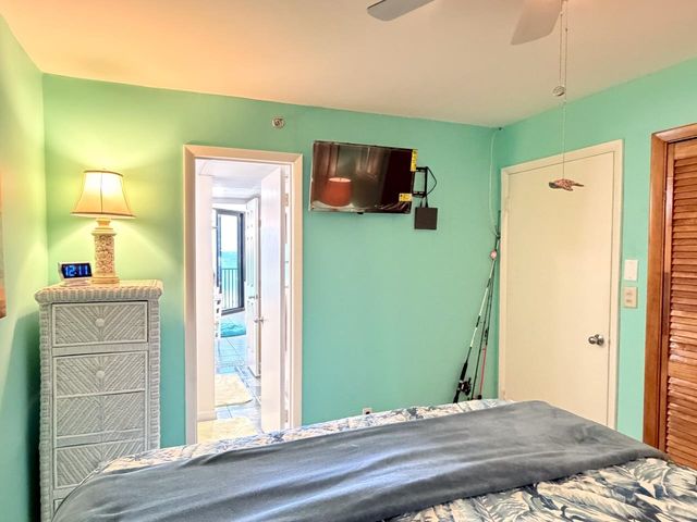 9850 Thomas Drive # 909E, Panama City, FL 32408