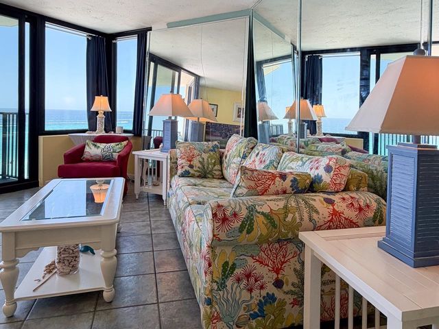 9850 Thomas Drive # 909E, Panama City, FL 32408