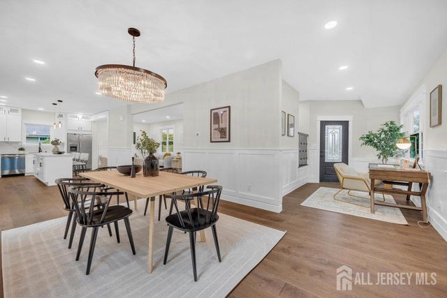 22 Orchard Hill Road, Bernardsville, NJ 07924