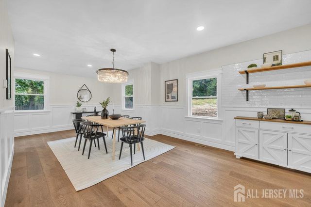 22 Orchard Hill Road, Bernardsville, NJ 07924